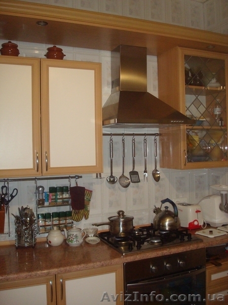 Продам хорошенькую 3х комнатную сталинку на Красношкольной набережной - <ro>Изображение</ro><ru>Изображение</ru> #3, <ru>Объявление</ru> #806557