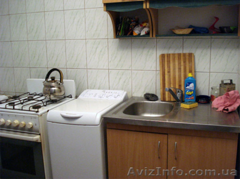 1к кв метро Героев Труда 1 минута посуточно - <ro>Изображение</ro><ru>Изображение</ru> #4, <ru>Объявление</ru> #801384