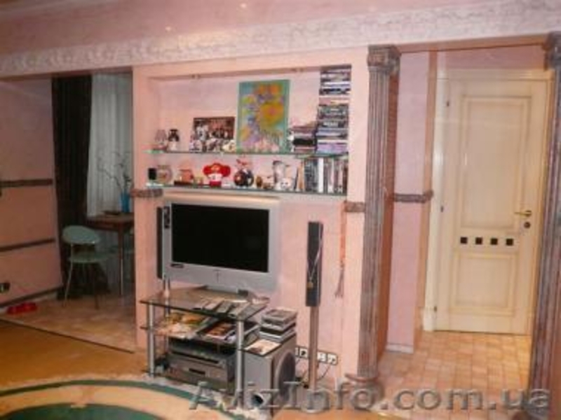 Предлагается в аренду трехкомнатная квартира по ул Тарасовская м. Спортивная - <ro>Изображение</ro><ru>Изображение</ru> #1, <ru>Объявление</ru> #832493