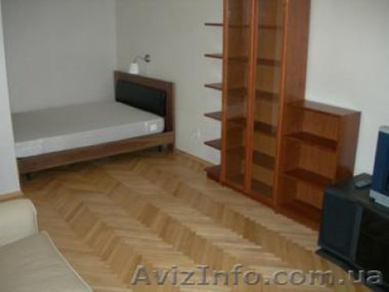 Сдается в аренду двухкомнатная квартира, которая находится в 5 минутах ходьбы от - <ro>Изображение</ro><ru>Изображение</ru> #3, <ru>Объявление</ru> #832230