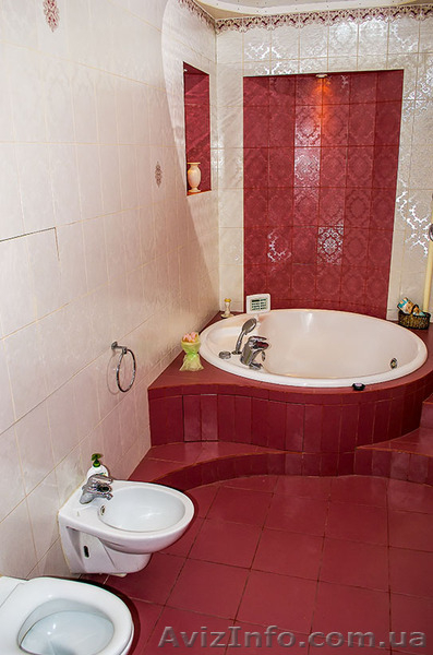 Сдам посуточно 3-х комнатные  апартаменты в центре. - <ro>Изображение</ro><ru>Изображение</ru> #7, <ru>Объявление</ru> #855215