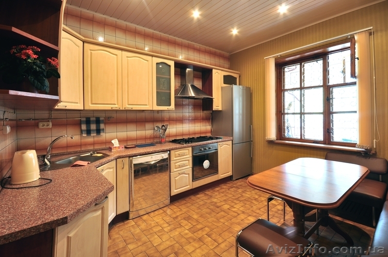 Посуточно дом для отдыха и мероприятий в самом центре города - <ro>Изображение</ro><ru>Изображение</ru> #7, <ru>Объявление</ru> #892014