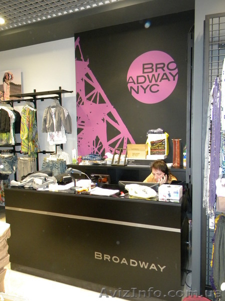 Продам Б/У торговое оборудование для бутиков одежды - <ro>Изображение</ro><ru>Изображение</ru> #5, <ru>Объявление</ru> #886793