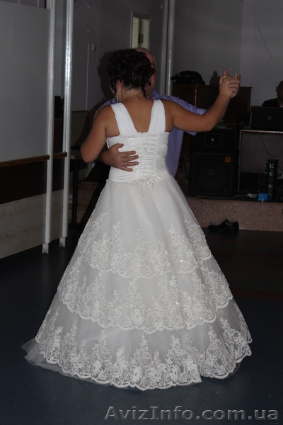 Свадебное платье большая грудь - <ro>Изображение</ro><ru>Изображение</ru> #3, <ru>Объявление</ru> #939782