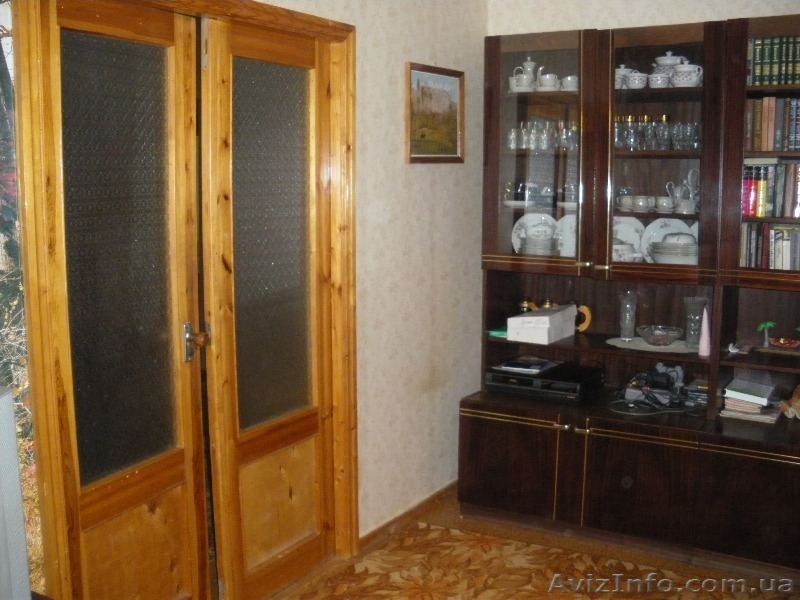 Продам 4 комн. квартиру. Балаклея,  улучшенной планировки с автономным отопление - <ro>Изображение</ro><ru>Изображение</ru> #2, <ru>Объявление</ru> #940228