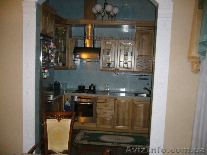 Сдам аппартаменты - элитное жилье 200 кв.м., включающее 4 комнаты - <ro>Изображение</ro><ru>Изображение</ru> #6, <ru>Объявление</ru> #946445