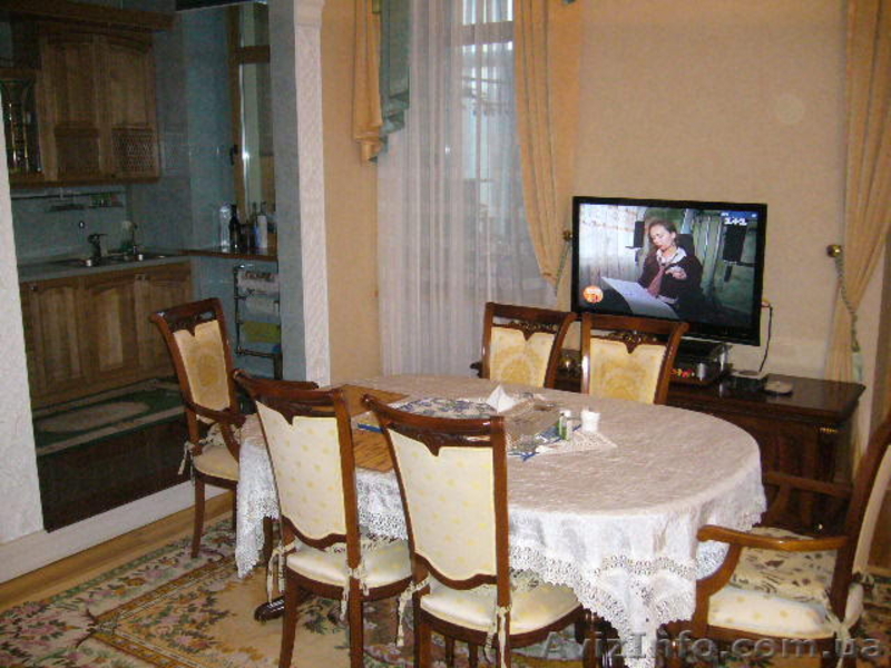 Сдам аппартаменты - элитное жилье 200 кв.м., включающее 4 комнаты - <ro>Изображение</ro><ru>Изображение</ru> #7, <ru>Объявление</ru> #946445