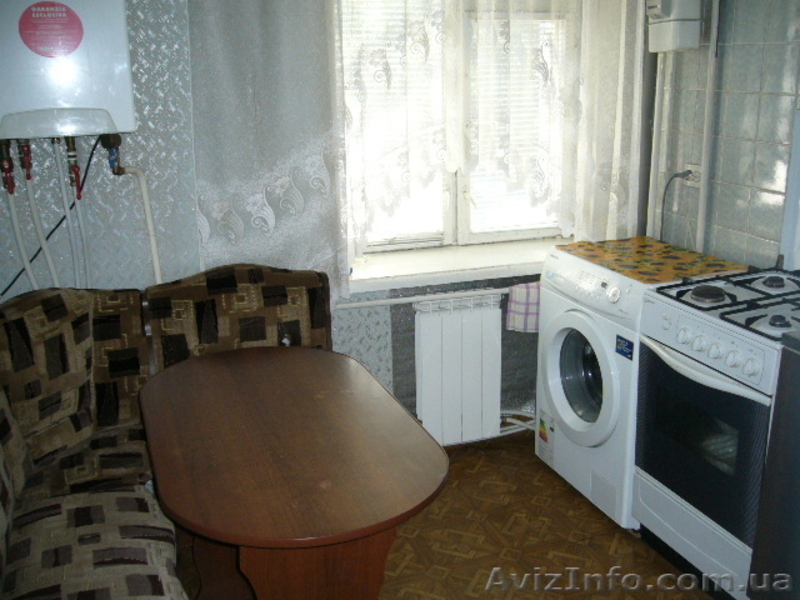 Сдам СВОЮ 1-комн. кв-ру ПОСУТОЧНО ПОЧАСОВО. Метро "Холодная Гора". - <ro>Изображение</ro><ru>Изображение</ru> #3, <ru>Объявление</ru> #580009