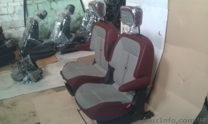 салон на CITROEN BERLINGO B9 - <ro>Изображение</ro><ru>Изображение</ru> #3, <ru>Объявление</ru> #1002971