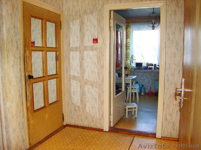 Продается просторная трехкомнатная квартира - <ro>Изображение</ro><ru>Изображение</ru> #5, <ru>Объявление</ru> #1040085