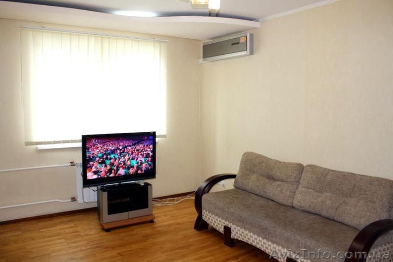 Сдам 1-комнатную квартиру возле метро Пр Гагарина - <ro>Изображение</ro><ru>Изображение</ru> #1, <ru>Объявление</ru> #1068282