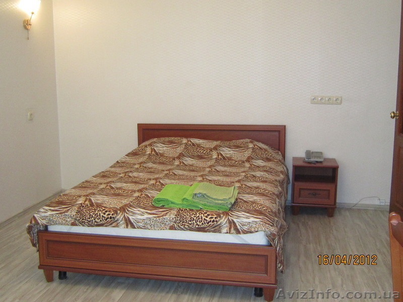 Посуточно сдам свою 2 комн. кв. м. Советская, пр. Московский 64а - <ro>Изображение</ro><ru>Изображение</ru> #1, <ru>Объявление</ru> #1067646