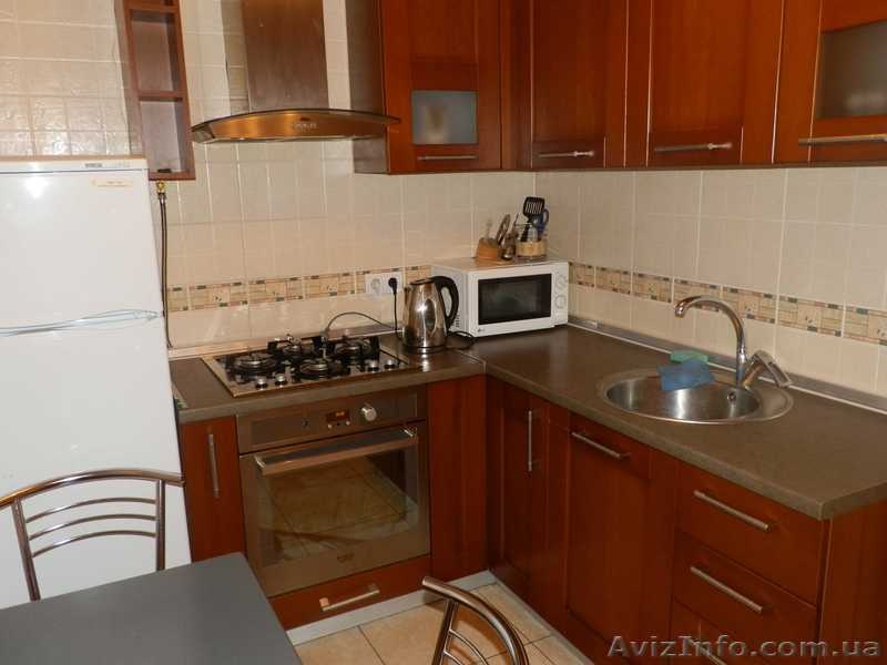 Сдам посуточно свою 2 комн. кв. м. «Пушкинская», ул. Пушкинская 72 - <ro>Изображение</ro><ru>Изображение</ru> #1, <ru>Объявление</ru> #1067643