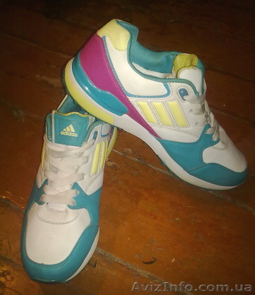 новые кроссовки adidas - <ro>Изображение</ro><ru>Изображение</ru> #2, <ru>Объявление</ru> #1139087
