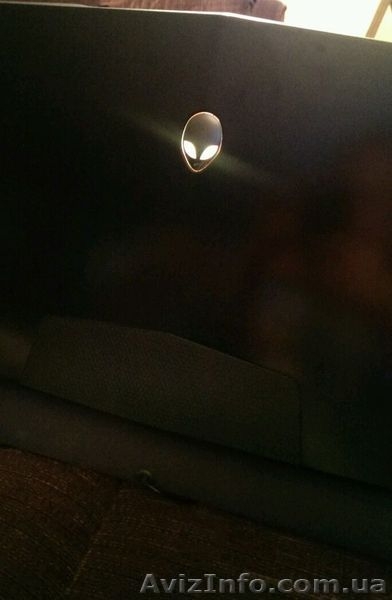 Дешевый игровой ноутбук Alienware M15x i7 740QM 1GB GDDR5 ATI Radeon Mobility HD - <ro>Изображение</ro><ru>Изображение</ru> #3, <ru>Объявление</ru> #1154200