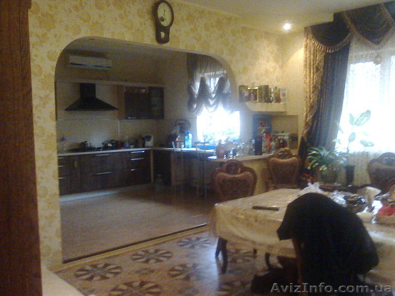 Продам шикарный, теплый современный дом- 10 мин от м.Киевская - <ro>Изображение</ro><ru>Изображение</ru> #3, <ru>Объявление</ru> #1378659