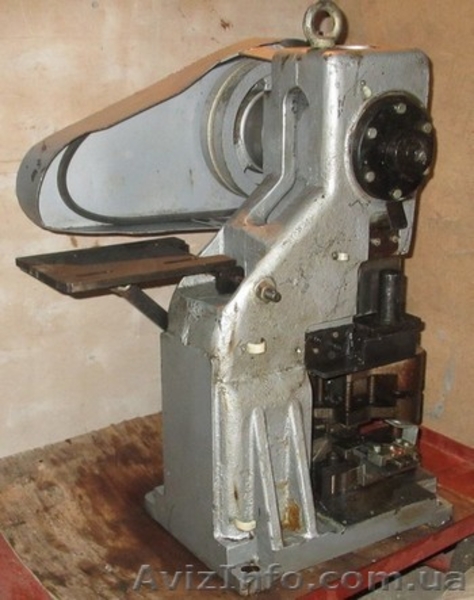 пресс настольный с кривошипно-шатунным механизмом действия и электрическим питан - <ro>Изображение</ro><ru>Изображение</ru> #6, <ru>Объявление</ru> #1371992