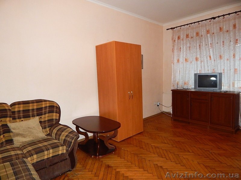 Сдам посуточно свою 2-комн просторную квартиру в центре  - <ro>Изображение</ro><ru>Изображение</ru> #5, <ru>Объявление</ru> #599800