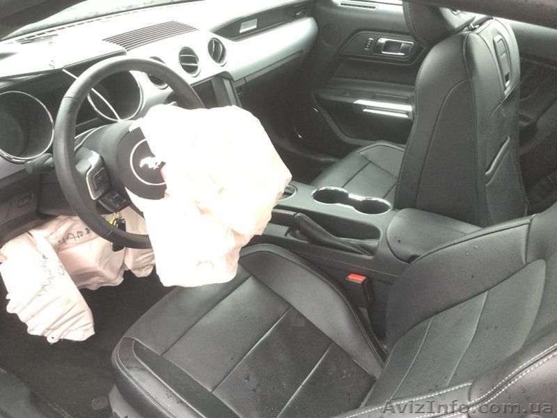 авто после дтп Ford Mustang 2016 - <ro>Изображение</ro><ru>Изображение</ru> #3, <ru>Объявление</ru> #1598391