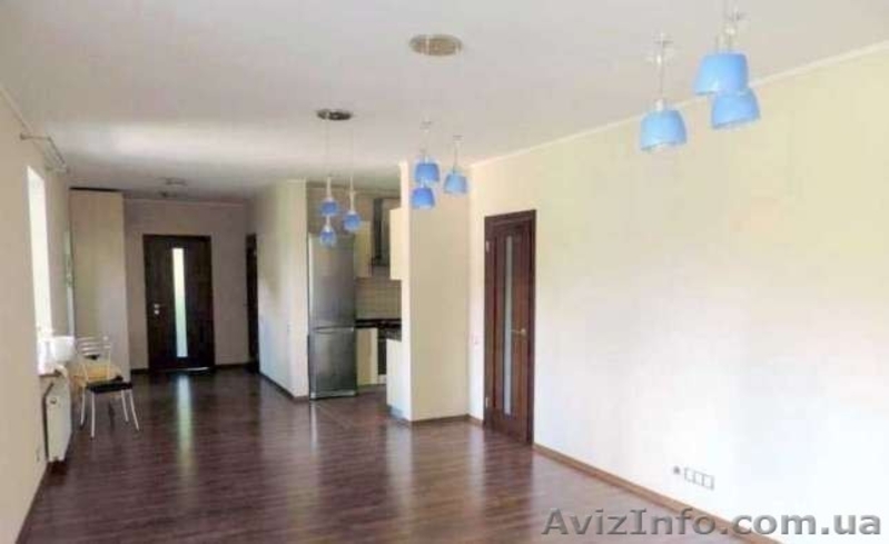 Дом с ремонтом в тишине от суеты городской. - <ro>Изображение</ro><ru>Изображение</ru> #6, <ru>Объявление</ru> #1606171