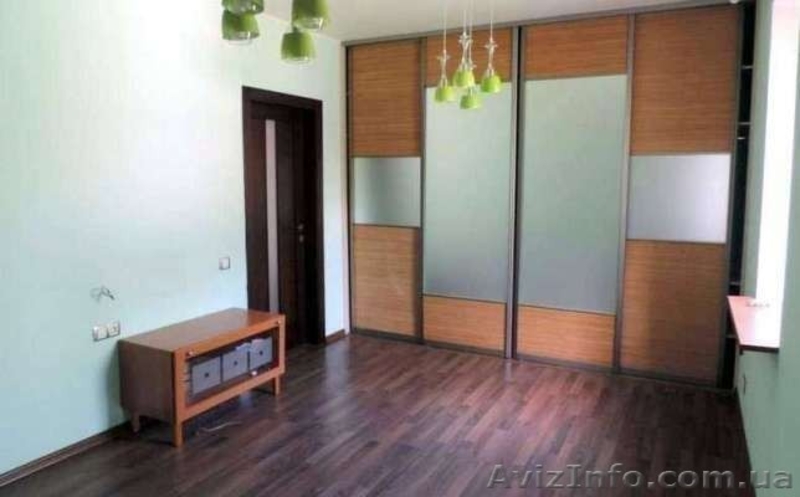 Дом с ремонтом в тишине от суеты городской. - <ro>Изображение</ro><ru>Изображение</ru> #8, <ru>Объявление</ru> #1606171