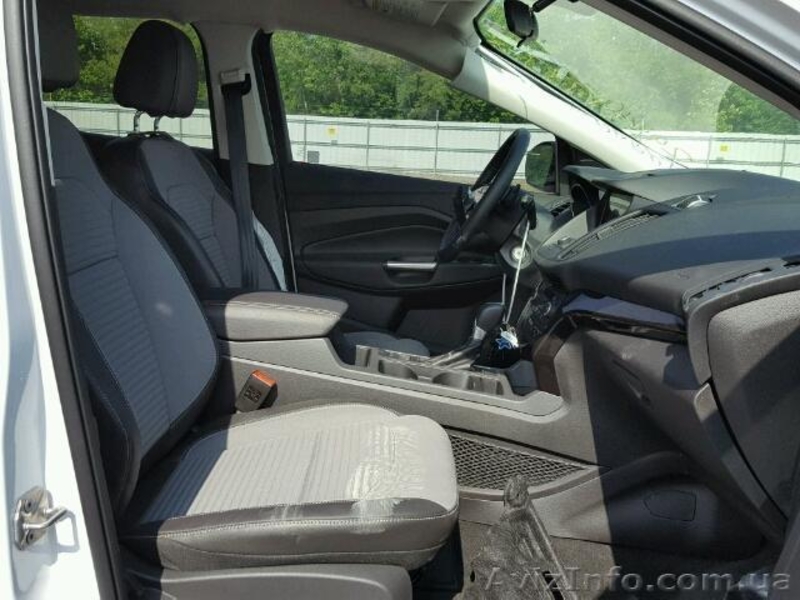 Шикарная иномарка бу Ford Escape 2017 года - <ro>Изображение</ro><ru>Изображение</ru> #3, <ru>Объявление</ru> #1609580