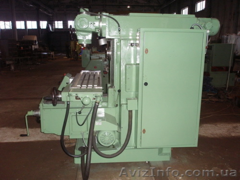 Широкоуниверсальный фрезерный станок 6Т82Ш - <ro>Изображение</ro><ru>Изображение</ru> #3, <ru>Объявление</ru> #1622535