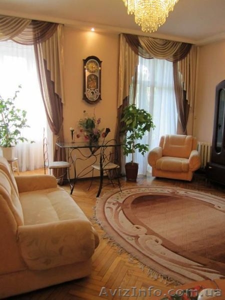 Срочно сдам 3 х комнатную большую  квартиру 90 м 2 в Ценре Парк Горького в пешей - <ro>Изображение</ro><ru>Изображение</ru> #1, <ru>Объявление</ru> #1628005