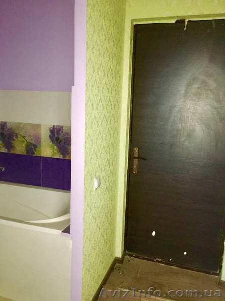 Гостинка со своим с/у и балконом - <ro>Изображение</ro><ru>Изображение</ru> #3, <ru>Объявление</ru> #1631955