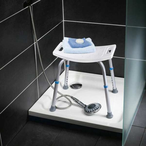 Стул-табурет для душа. Германия. Цена снижена. - <ro>Изображение</ro><ru>Изображение</ru> #1, <ru>Объявление</ru> #1648979