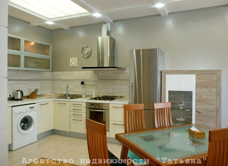 Продам 4-к., ул. Космическая, 130 м2 - <ro>Изображение</ro><ru>Изображение</ru> #6, <ru>Объявление</ru> #1657452