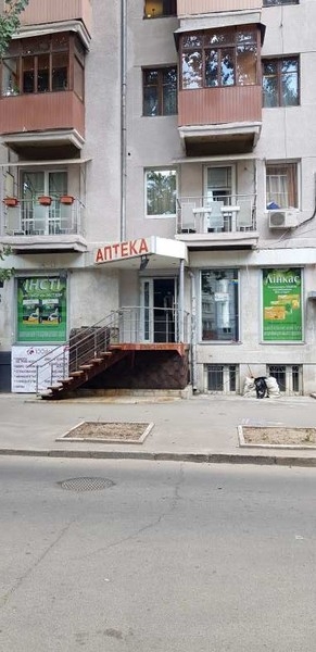 Сдам помещение под магазин, офис, услуги в центре - <ro>Изображение</ro><ru>Изображение</ru> #2, <ru>Объявление</ru> #1668105