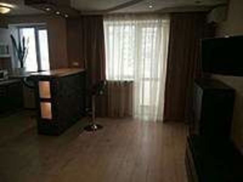 Сдам 1 комнатную квартиру студиюна Красношкольной (Гимназической) набережной 26  - <ro>Изображение</ro><ru>Изображение</ru> #1, <ru>Объявление</ru> #1672473