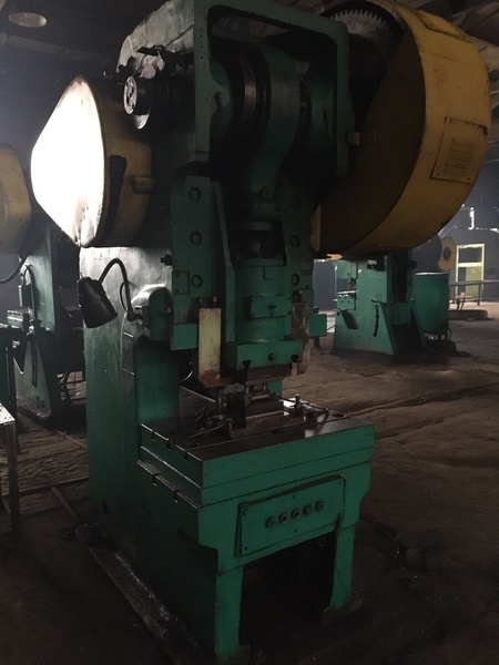 Кривошипные пресса КЕ 2128, КЕ 2130, КЕ 2126, КЕ 2124. - <ro>Изображение</ro><ru>Изображение</ru> #6, <ru>Объявление</ru> #1703234