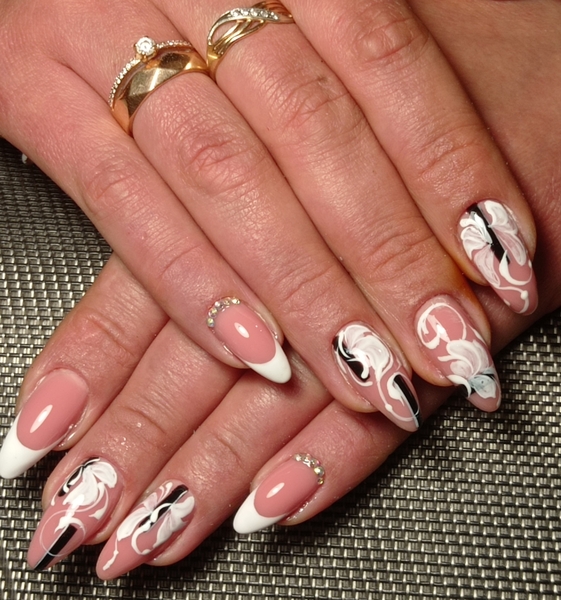 Наращивание ногтей. Покрытие гель лаком c выравниванием.Салтовка - <ro>Изображение</ro><ru>Изображение</ru> #5, <ru>Объявление</ru> #1035960