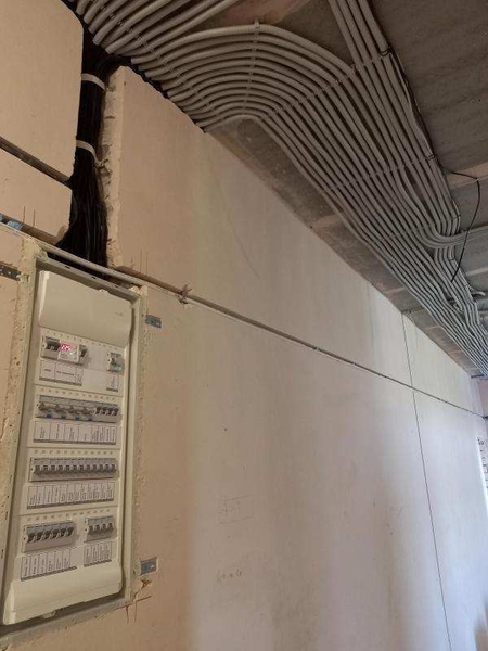 Штробы с пылесосом без пыли под электрику. Электрик - <ro>Изображение</ro><ru>Изображение</ru> #3, <ru>Объявление</ru> #1709708