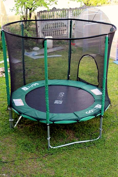 Батут 252 см с защитной сеткой и лестницей - <ro>Изображение</ro><ru>Изображение</ru> #7, <ru>Объявление</ru> #1712426