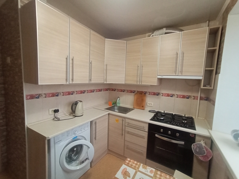 Работаем!!! Посуточно сдам 2-х к.квартиру возле м. Проспект Гагарина - <ro>Изображение</ro><ru>Изображение</ru> #8, <ru>Объявление</ru> #1726422