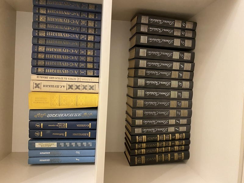 Продам старые книги  - <ro>Изображение</ro><ru>Изображение</ru> #1, <ru>Объявление</ru> #1730734