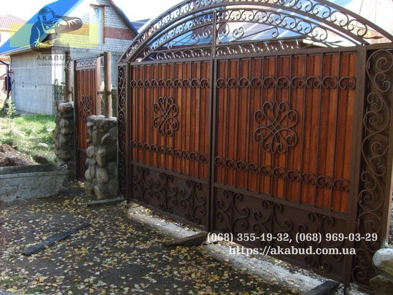 Встановлення та виготовлення навісів, гаражних воріт, металевих в'їзних воріт, п - <ro>Изображение</ro><ru>Изображение</ru> #3, <ru>Объявление</ru> #1732046