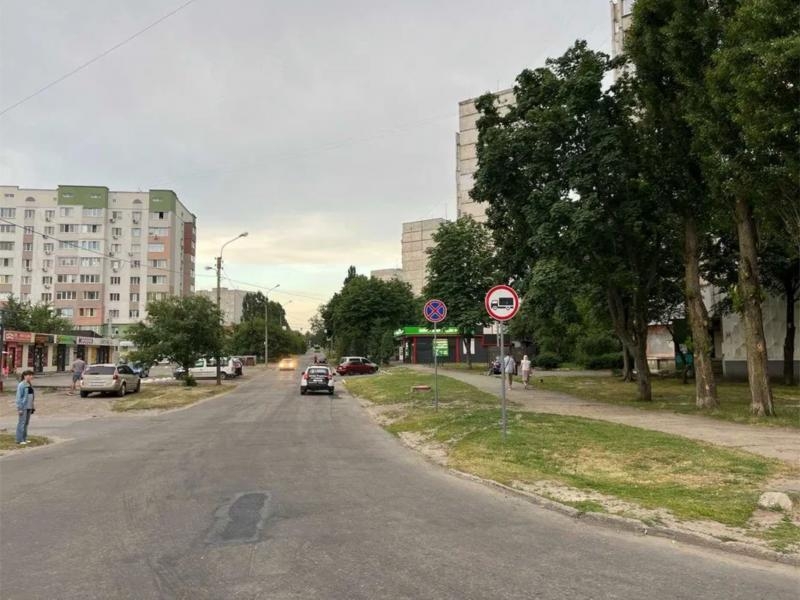 Сдам помещение 24 кв.м в торговом комплексе на Роганском ж/м. - <ro>Изображение</ro><ru>Изображение</ru> #5, <ru>Объявление</ru> #1744599